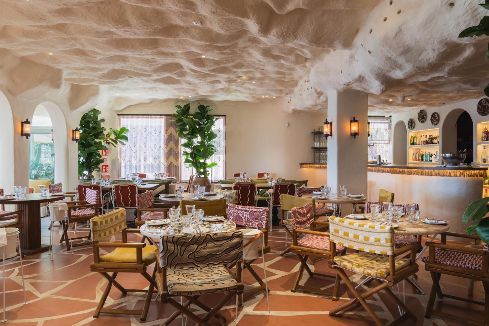 Isabella's Hotel 4*